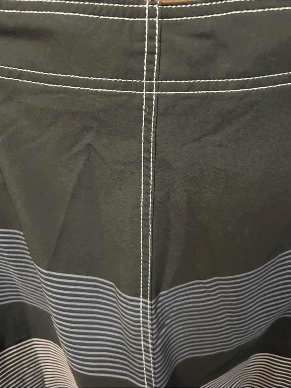 Men's Black & Gray Striped Swim Trunks w liner SZ 32 EUC Resortwear Vacation